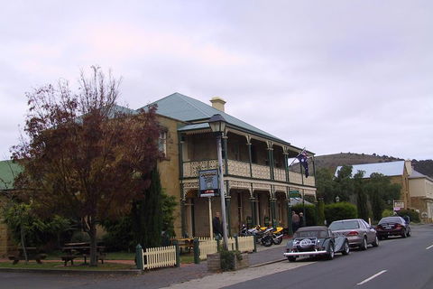 Richmond Historic Afternoon Tour From Hobart - Perths Hotel 1