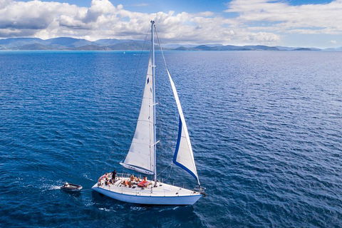 2 Night Small Group Whitsundays Sailing Adventure Aboard Mandrake - Perths Hotel 3
