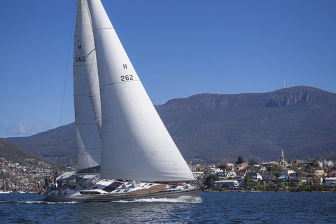 Half-Day Sailing On The Derwent River From Hobart - Perths Hotel 0