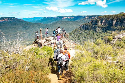Small-Group Blue Mountains Day Trip From Sydney With Wildlife Park - Perths Hotel 1