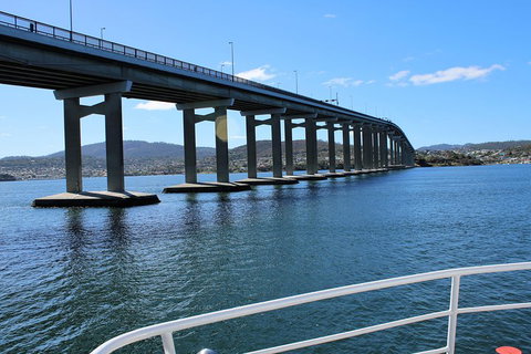 Derwent River Historic Harbour Cruise From Hobart - Perths Hotel 0