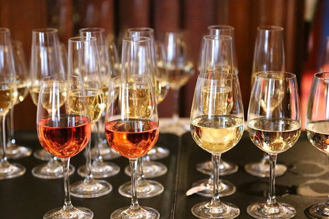 Yarra Valley, Dandenong Ranges Inc. Lunch With Wine,plus Morning Tea,chocolate - Perths Hotel 5