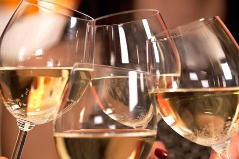 Yarra Valley Wine Tour Inc Lunch With A Glass Of Wine, Tastings And Chocolate - Perths Hotel 5