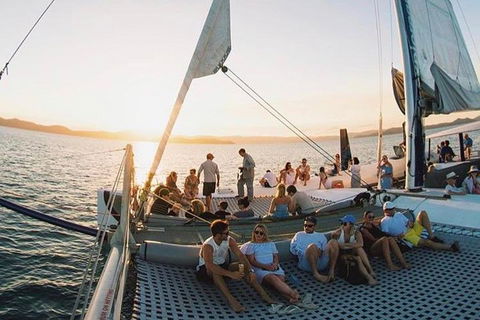 Sunset Sail In The Whitsundays - Perths Hotel 3