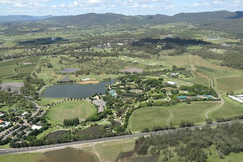 Hunter Valley Wine Country Helicopter Flight From Cessnock - Perths Hotel 2