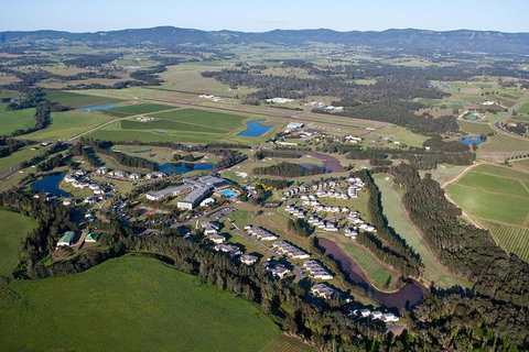 Hunter Valley Broken Back Range Helicopter Flight From Cessnock - Perths Hotel 1