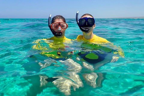 Lagoon Explorer - Ningaloo Reef Full-Day Kayaking And Snorkeling Adventure - Perths Hotel 4
