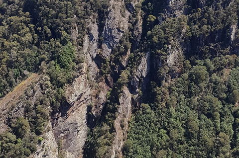 Leven Canyon Day Trip Including Wings Wildlife Park Or Gunns Plains Caves - Perths Hotel 0