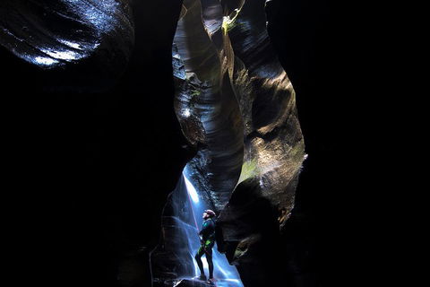 Full-Day Canyoning Experience At Stunning Empress Canyon - Perths Hotel 3