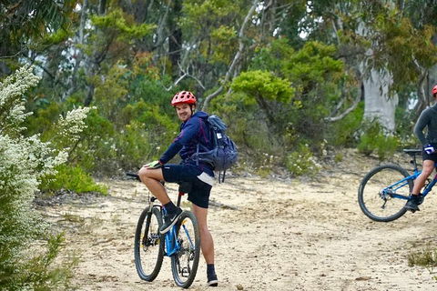 Blue Mountains Hanging Rock SELF-GUIDED Mountain Bike Hire Service - Perths Hotel 4