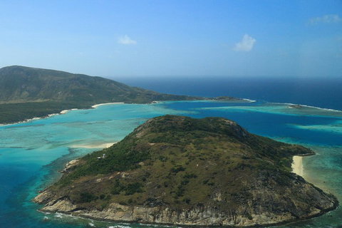 The Whitsunday Express Scenic Flight - 25 Minutes - Perths Hotel 0