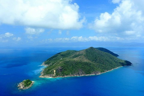The Whitsunday Express Scenic Flight - 25 Minutes - Perths Hotel 3