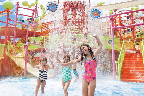 Theme Park Transfer From Brisbane - Perths Hotel 3