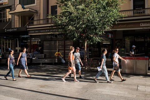 Be An Adelaide Local: Intimate Walk - Perths Hotel 4