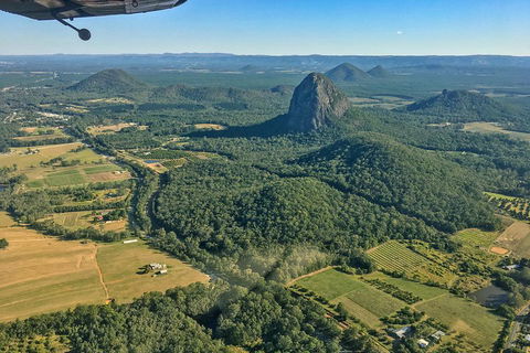 Deluxe Seaplane Tour Noosa To Glasshouse Adventure For 2 With Photobook - Perths Hotel 4