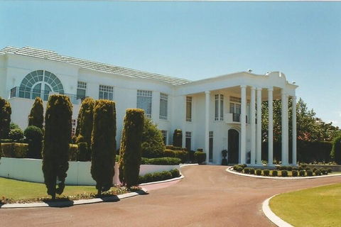 The Billionaire Club - Perths Hotel 2