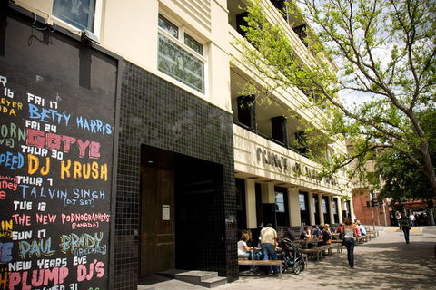 Live Music Melbourne Bus Tour - Perths Hotel 2