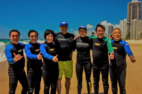 Learn To Surf At Broadbeach On The Gold Coast - Perths Hotel 3